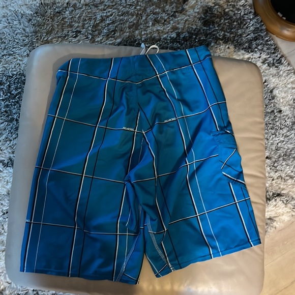 Hurley & Billbong Swim Suite Trunks - Picture 11 of 11